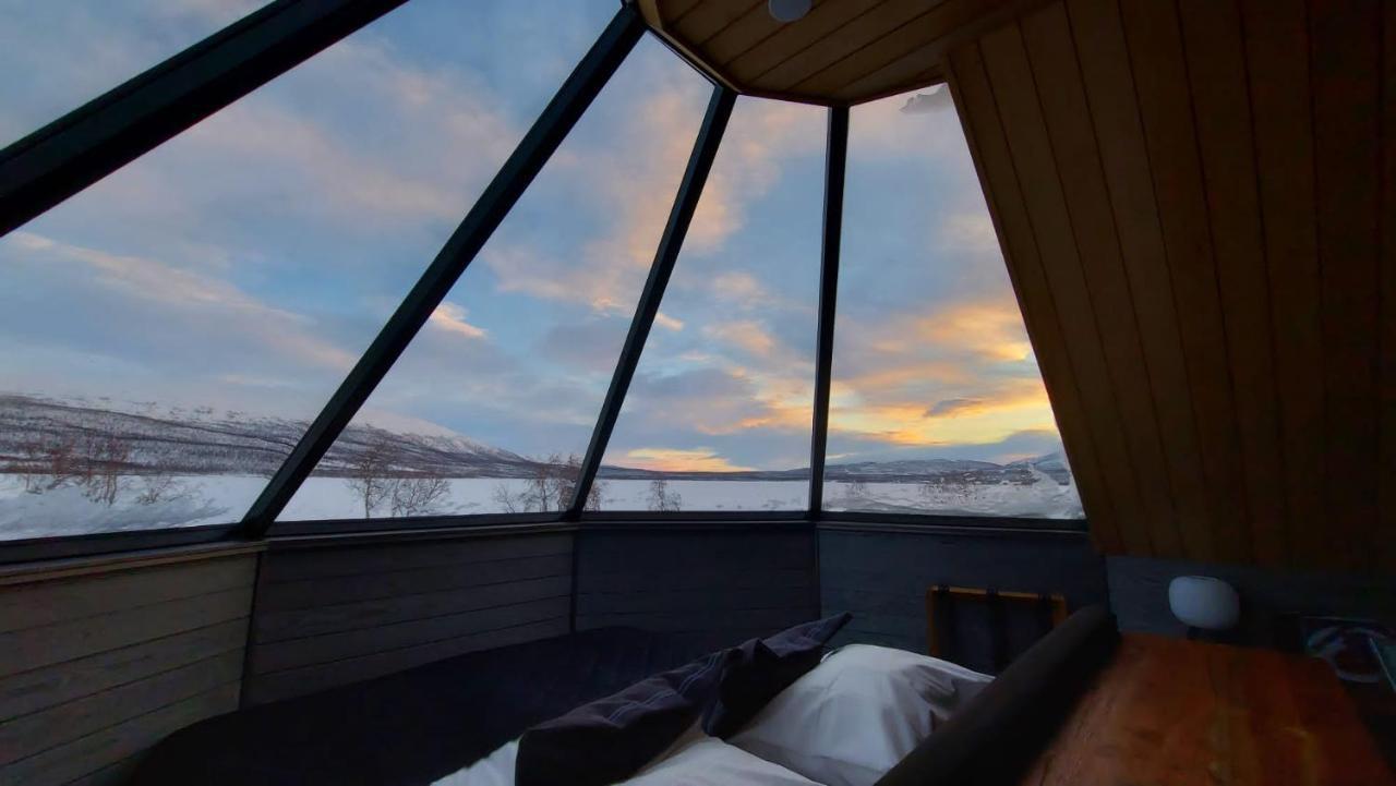 Arctic Land Adventure Glass Igloos Kilpisjarvi Bagian luar foto
